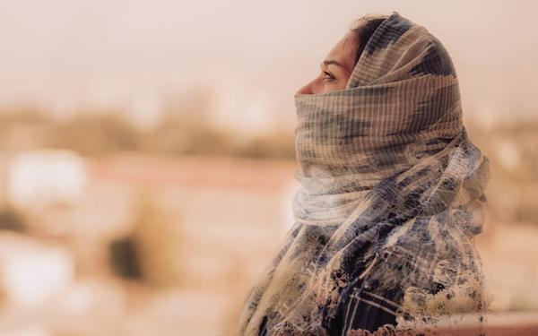 Ariana untersützt trotz der Unsicherheit im neuen Land afghanische Flüchtlingsfrauen (Symbolbild)
